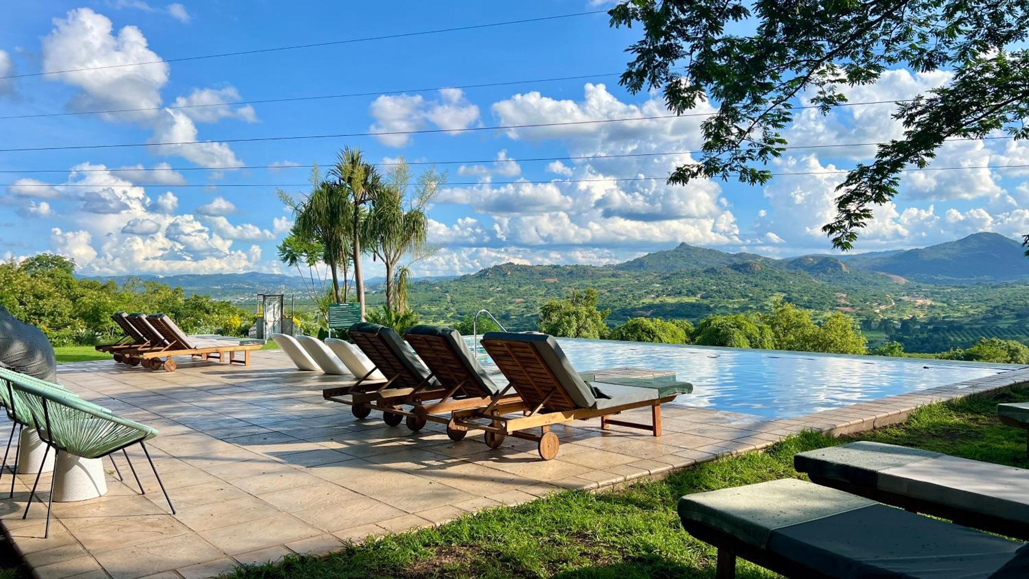 Loerieroep Estate - Mountainview Selfcatering Accommodation Nelspruit Mbombela Bagian luar foto