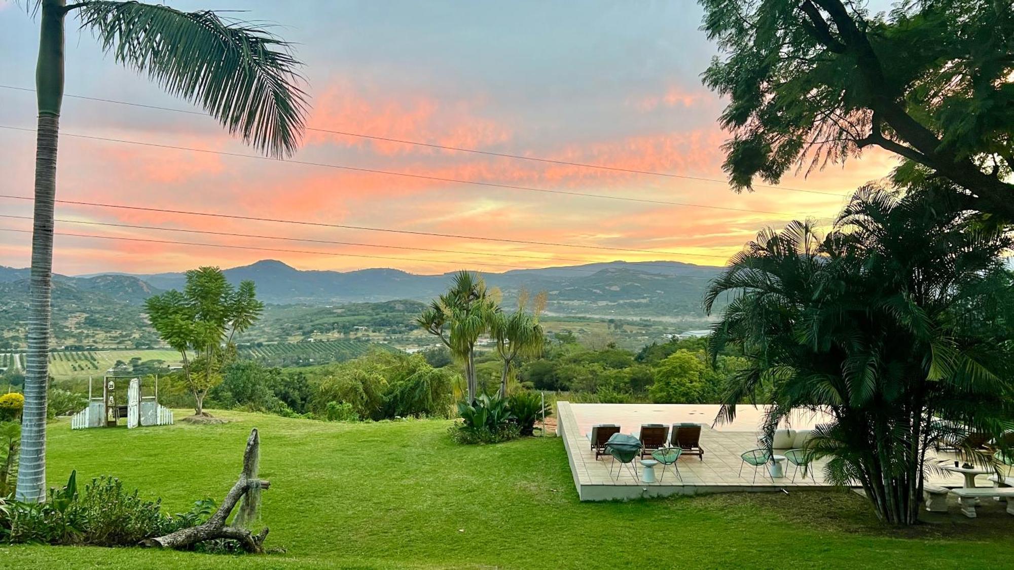 Loerieroep Estate - Mountainview Selfcatering Accommodation Nelspruit Mbombela Bagian luar foto